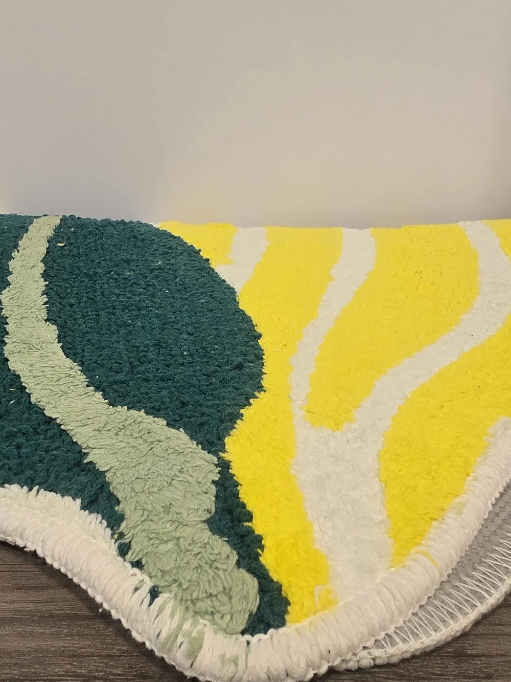 Room Essentials Yellow & Green Lemon-Shaped Bath Rug